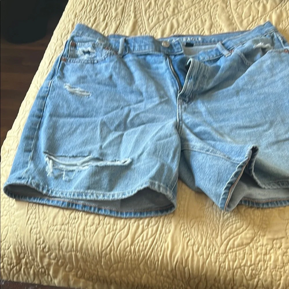 American Eagle Blue Denim Jeans - Picture 3 of 3